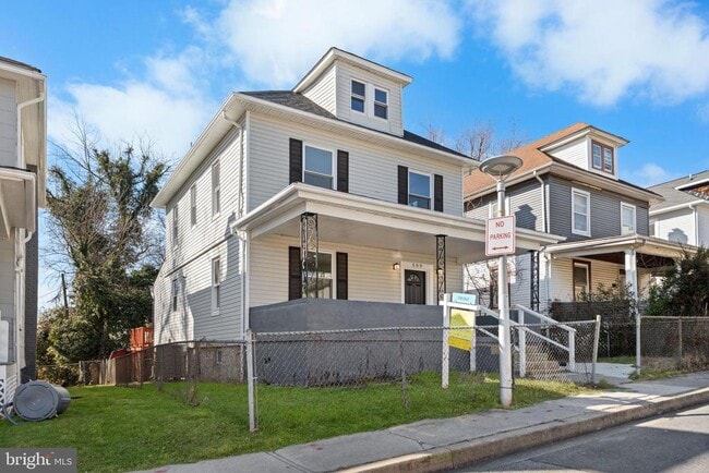 Primary Photo - 509 McCabe Ave