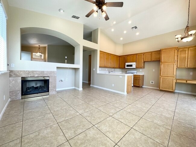 Building Photo - Beautifully Updated 3-Bedroom, 2-Bath Home...