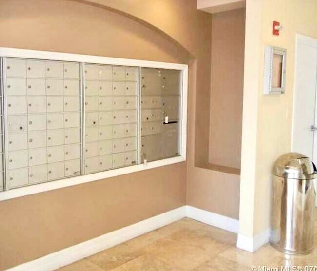Mailroom - 215 SW 42nd Ave