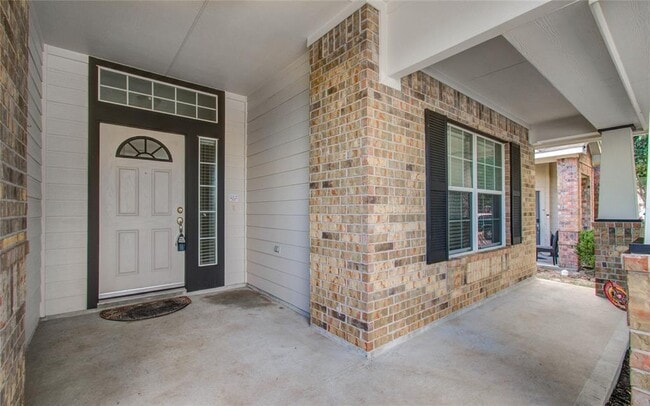 Building Photo - 5003 Riverbridge Ct