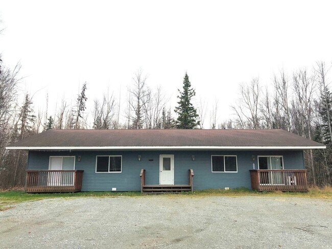 Building Photo - 1730 W Melanie Ave