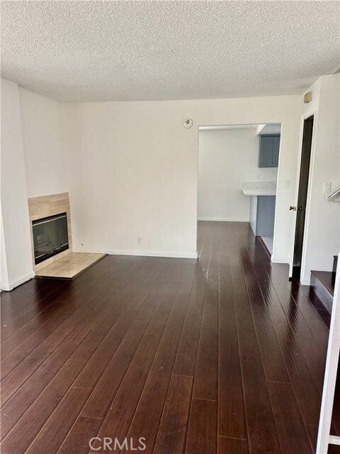 Building Photo - 5704 Sultana Ave