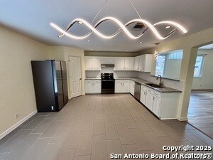 Building Photo - 7731 Wexford Glen