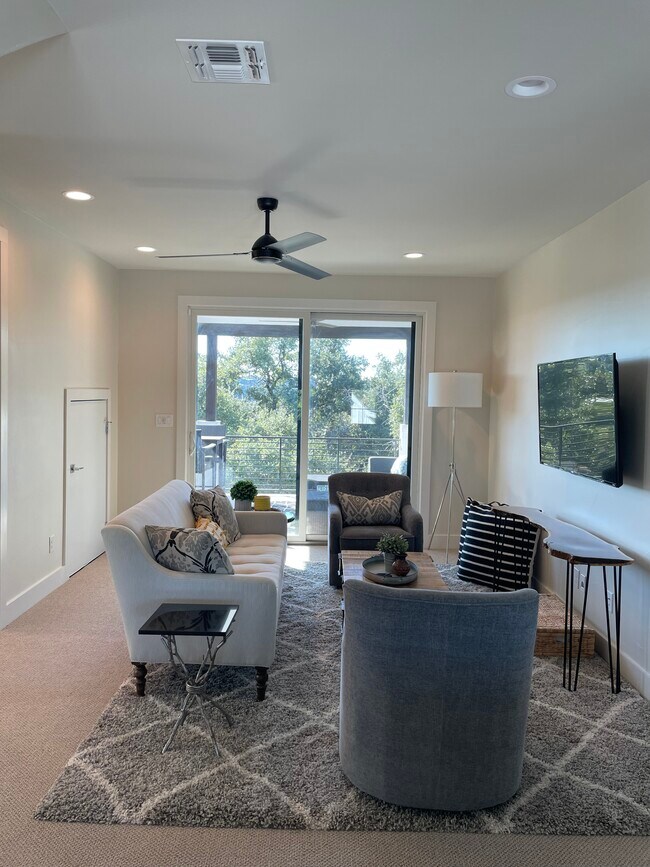 Upstairs Flex Room - 19601 Flying J Blvd