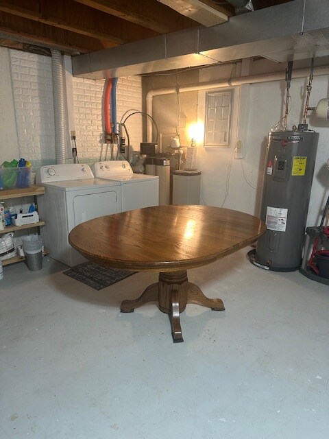 Building Photo - 252 Douglas St