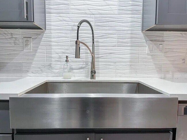 Building Photo - 12633 Memorial Dr