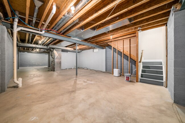 Building Photo - 4184 Hobbs Landing Dr W