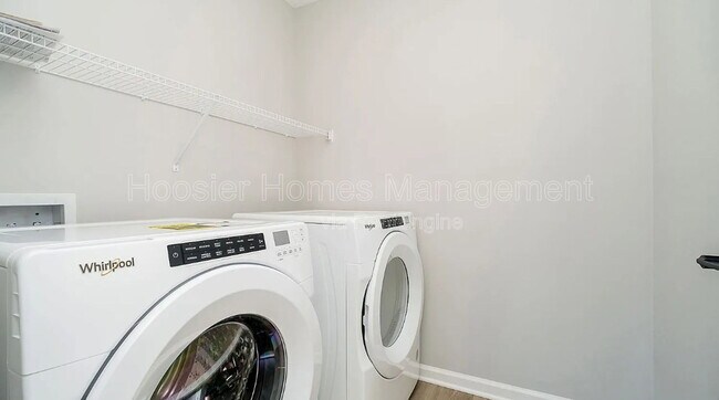 Building Photo - 7273 Shroyer Wy