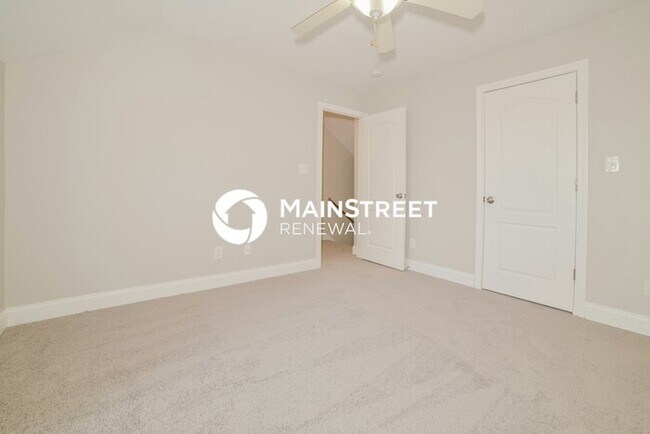 Building Photo - 3 Bedroom Pet-Friendly Home in Corryton, TN with Main Street Renewal