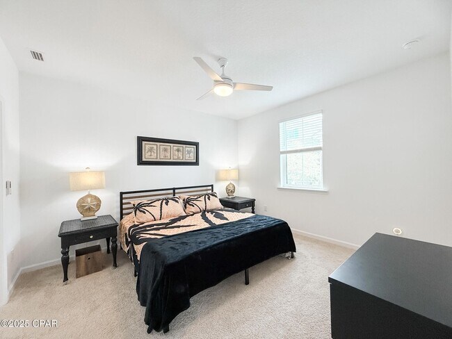 Building Photo - 8734 Sand dollar Dr