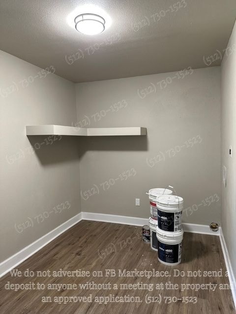 Building Photo - 2331 S Navidad St