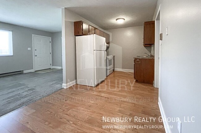 Building Photo - 26 Sunbury Estates