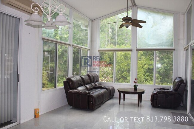 Building Photo - 31215 Wrencrest Dr