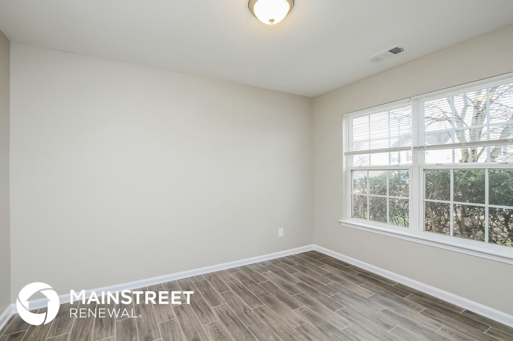 Building Photo - 807 Swearngan Ridge Ct