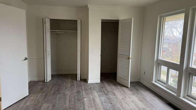 Building Photo - 314 College Park Dr