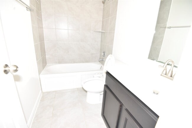 Building Photo - 3747 McDonough Way