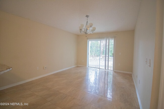 Building Photo - 2675 Lantana Lakes Dr E