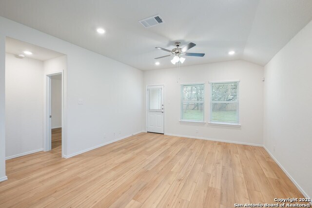 Building Photo - 3928 Claystone Canyon