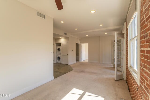 Building Photo - 139 S Los Robles Ave