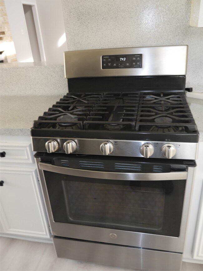 Building Photo - 7410 Canasta Ln