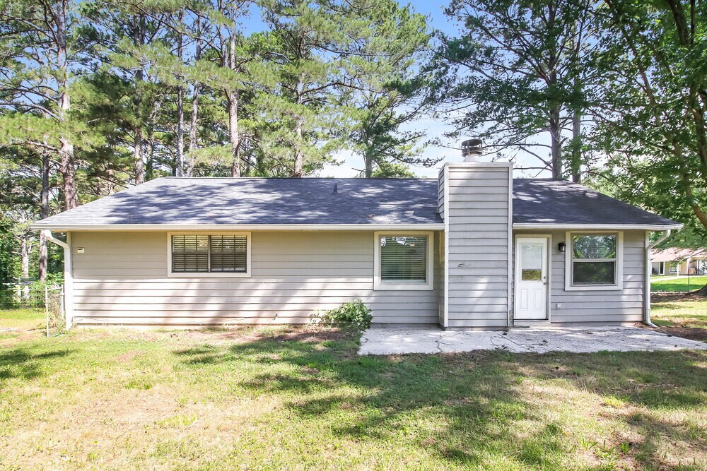 Building Photo - 9346 Woodknoll Way