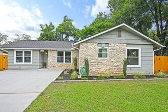Building Photo - 442 Rothe Loop