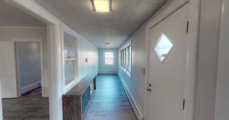 Building Photo - 44 Wallis St