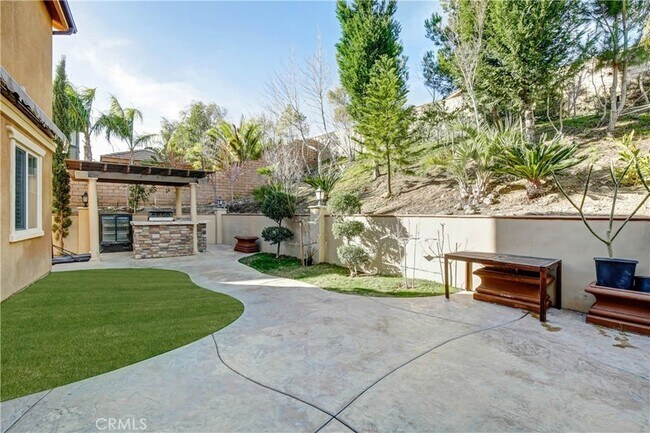 Building Photo - 15180 Willow Wood Ln