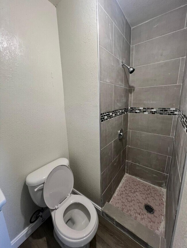 Building Photo - 5629 W Lincoln Creek Dr