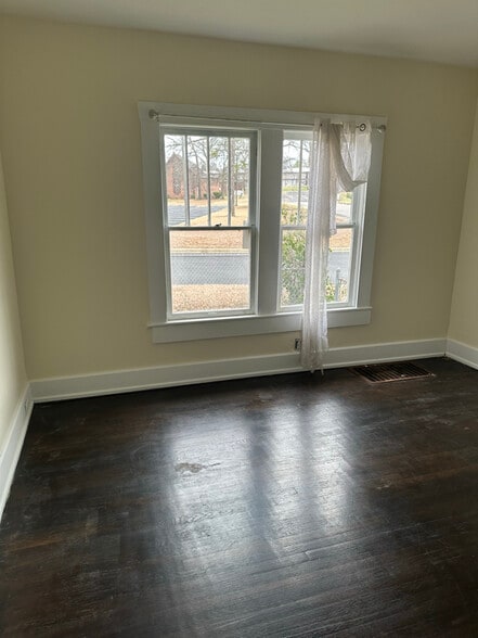 Building Photo - 4300 Court T