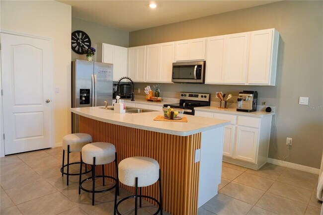Building Photo - 2238 Tay Wes Dr