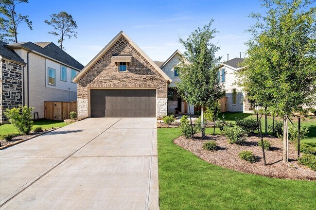 Building Photo - 325 Mallorn Ln