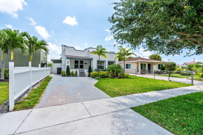 Building Photo - 4324 Garden Ave