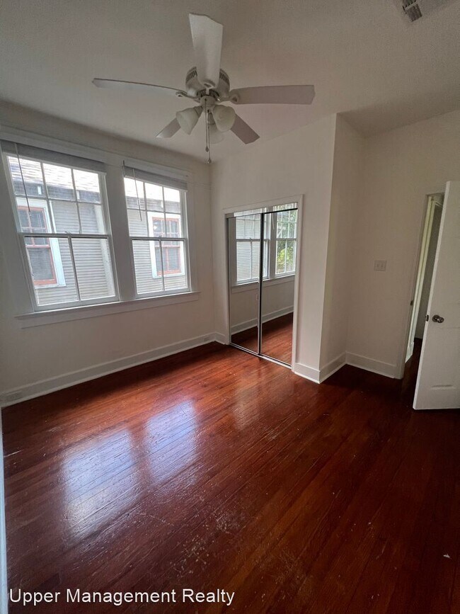 Building Photo - 4 br, 2 bath Apartment - 1531 - 1533 Lower...