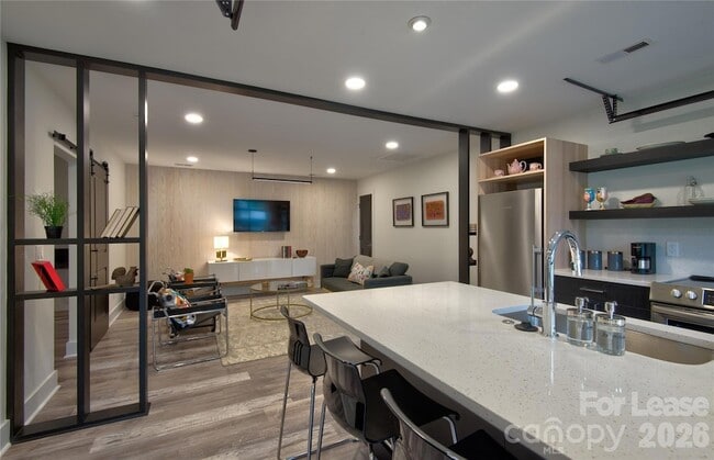 Building Photo - 3945 Rockfern Rd