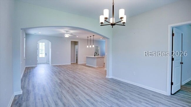 Building Photo - 179 Garden Row Dr N