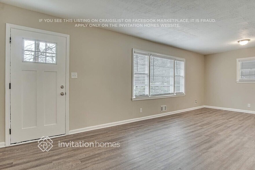 Building Photo - 2500 Brentwood Rd