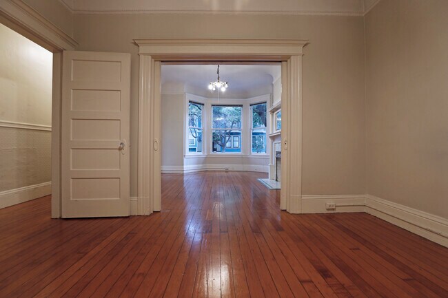 Building Photo - 84a Sanchez St