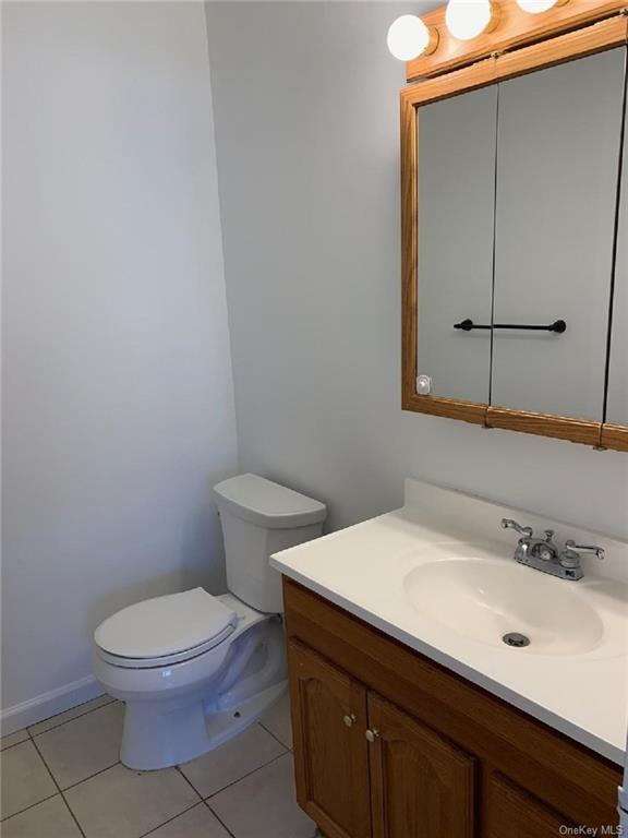 Building Photo - 138 New Holland Village