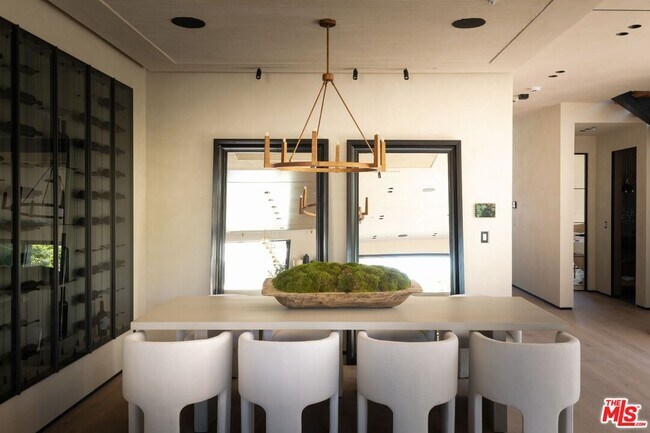 Building Photo - 13229 Hesby St