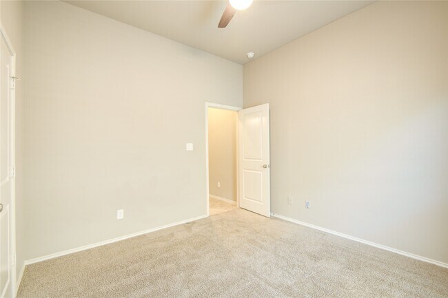 Building Photo - 29006 Crystal Rose Ln