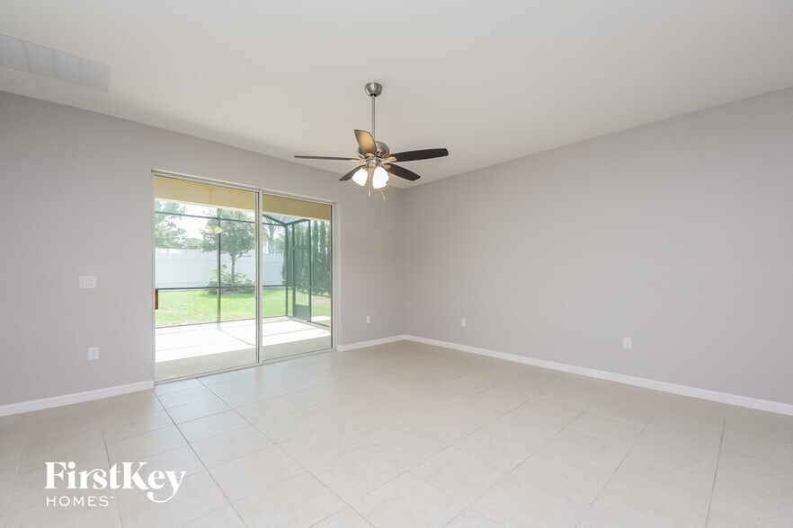 Building Photo - 1161 Merion Dr