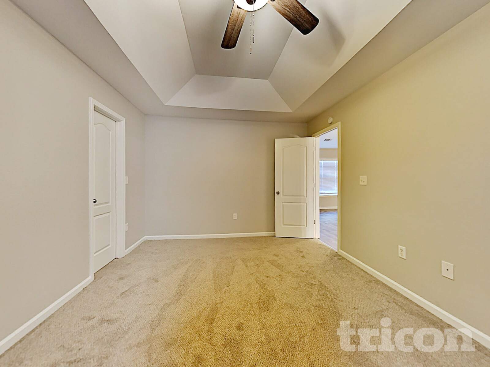 Building Photo - 215 Millwheel Dr