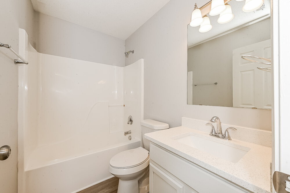 Building Photo - 1618 Thornwick Trace