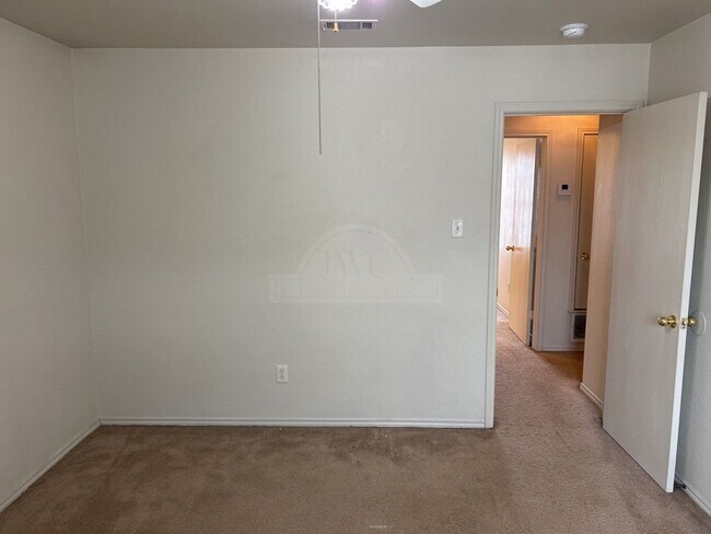 Building Photo - 1614 Inca Dr