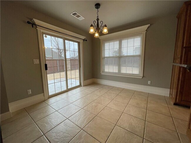 Building Photo - 5317 S Stone Bay Ct