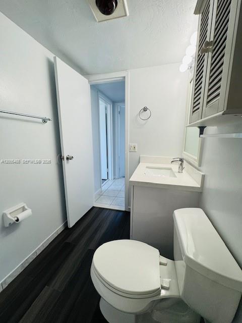 Building Photo - 2425 NE 135th St