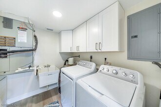 Building Photo - 15161 Cedarwood Ln