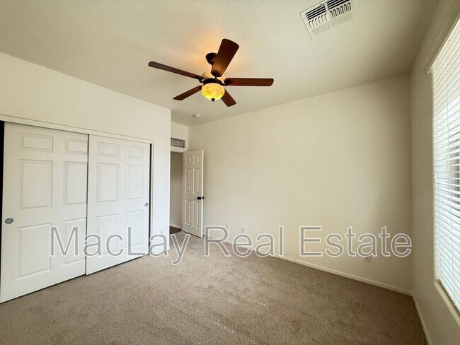 Building Photo - 8311 S 23rd Pl