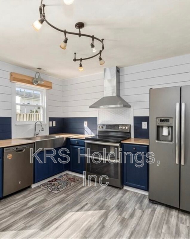 Building Photo - 3521 Regret Ln